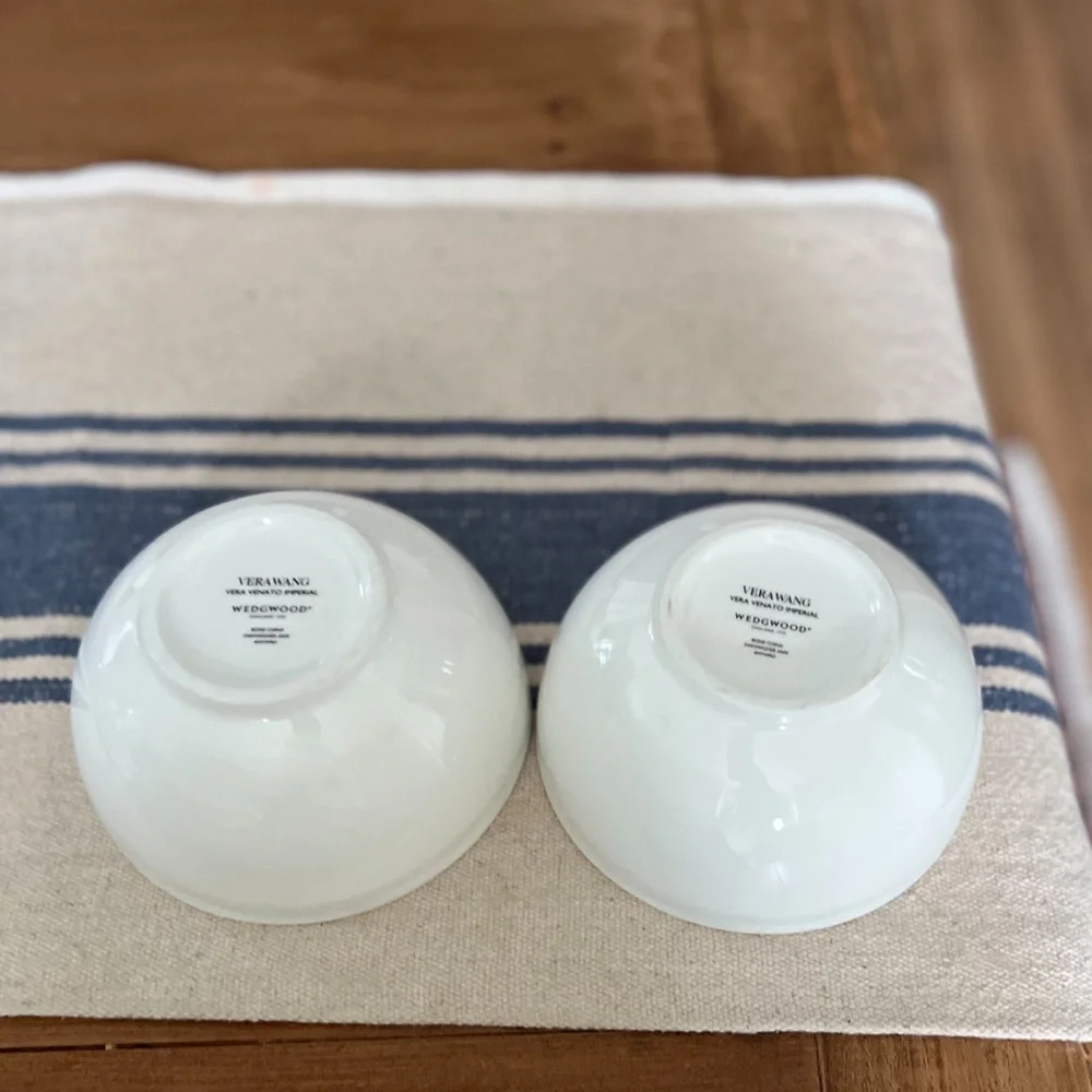 2 WEDGWOOD  Vera Wang Vera Venato Imperial Marble Bone China Cereal Bowls 5.75”